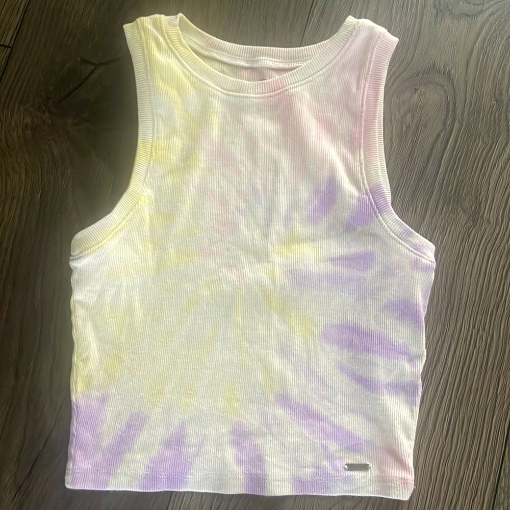 Hollister tie dye tank xs